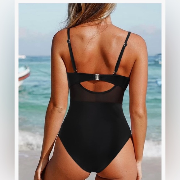 Swimming Suit - one piece, V neck, push-up cups, mesh, slimming- Size XL - Picture 4 of 7